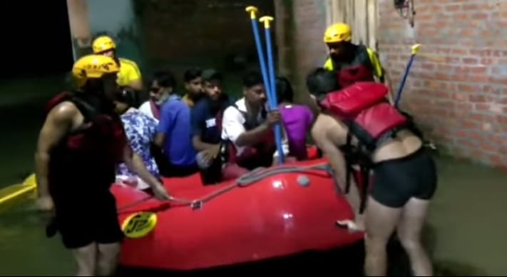 Big News : काशीपुर में आफत बनकर बरसे बादल, आधी रात को घर छोड़कर भागे लोग 3 IMG 20230823 WA0002