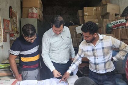 फुल एक्शन मोड में आयुक्त विनय शंकर पांडे, डेंगू के मसले पर कसे अफसरों के पेच 20 IMG 20230905 WA0053