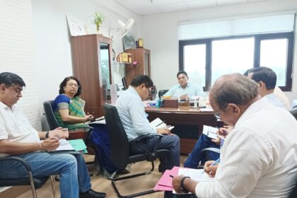 झोलाछाप डॉक्टरों के खिलाफ राज्य में चलेगा अभियान, स्वास्थ्य सचिव डॉ आर राजेश कुमार ने दिए कड़ी कार्रवाई के निर्देश 8 IMG 20230913 WA0031