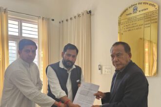 राष्ट्रवादी रीजनल पार्टी ने की UKSSSC के अध्यक्ष से मुलाकात, अभ्यर्थियों को जल्द मिलेगी राहत 4 IMG 20231117 WA0044