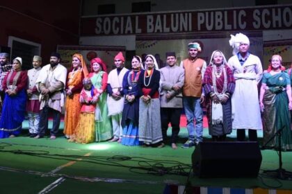 UTTARAKHAND LOK VIRASAT | उत्तराखंड लोक विरासत का रंगारंग आग़ाज़, नेगी दा, प्रह्लाद दा, किशन, सौरव ने बंधा समा 4 WhatsApp Image 2023 12 03 at 10.13.19 AM