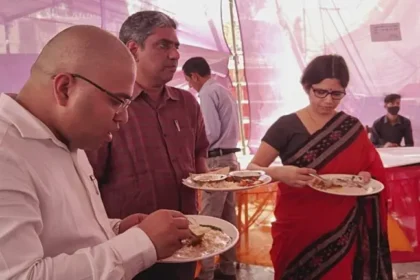 BREAKING NEWS : खाने की शिकायत के बाद हल्द्वानी एमबीपीजी में खाने की व्यवस्था देखने पहुंची DM-Newsnetra 8 IMG20240405140158 01 768x432.jpg