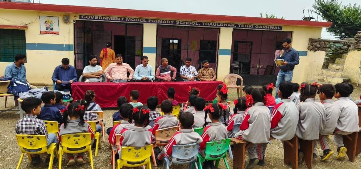 समूण फाउंडेशन ने टिहरी गढ़वाल में 4000 छात्रों को निशुल्क यूनिफॉर्म वितरित की-Newsnetra 9 img 20240727 wa00363069682595469395628