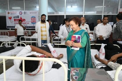 देवभूमि उत्तराखंड यूनिवर्सिटी में महारक्तदान शिविर का आयोजन-Newsnetra 2 WhatsApp Image 2024 08 17 at 10.14.45 PM