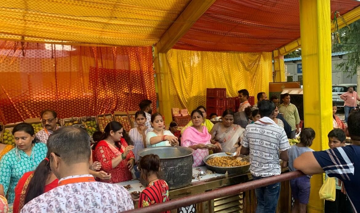 समर्पण जन कल्याण संगठन के रजत जयंती वर्ष में 13 दिवसीय स्वास्थ्य शिविर एवं भंडारे का समापन-Newsnetra 11 img 20240802 wa00086204691405448535098