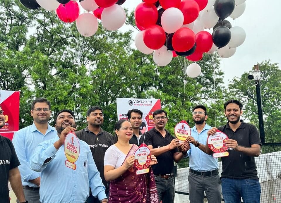 Physics Wala ने पीडब्लू एनएसएटी 2024 के माध्यम से जेईई/ एनईईटी उम्मीदवारों के लिए 250 करोड़ की Scholarship की घोषणा की -Newsnetra 4 img 20240805 wa00127925141869383339475