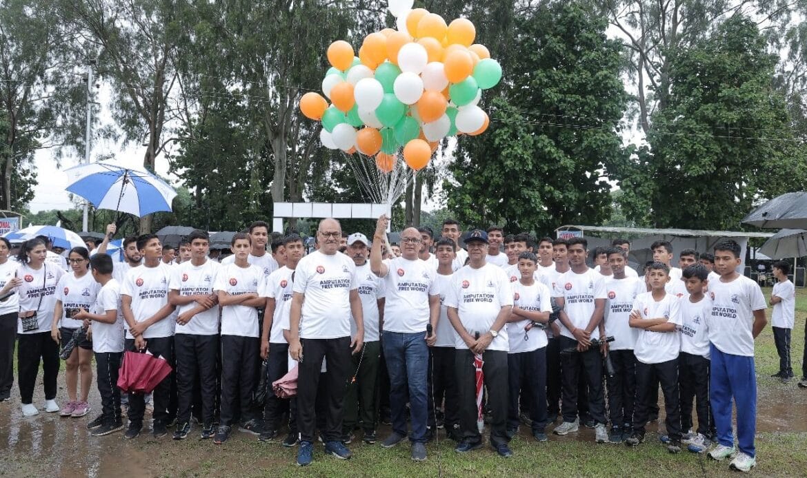 देहरादून में प्रकृति की चुनौतियों के बीच वॉकथॉन 2024 का सफल आयोजन-Newsnetra 22 img 20240805 wa00227265197760981402020