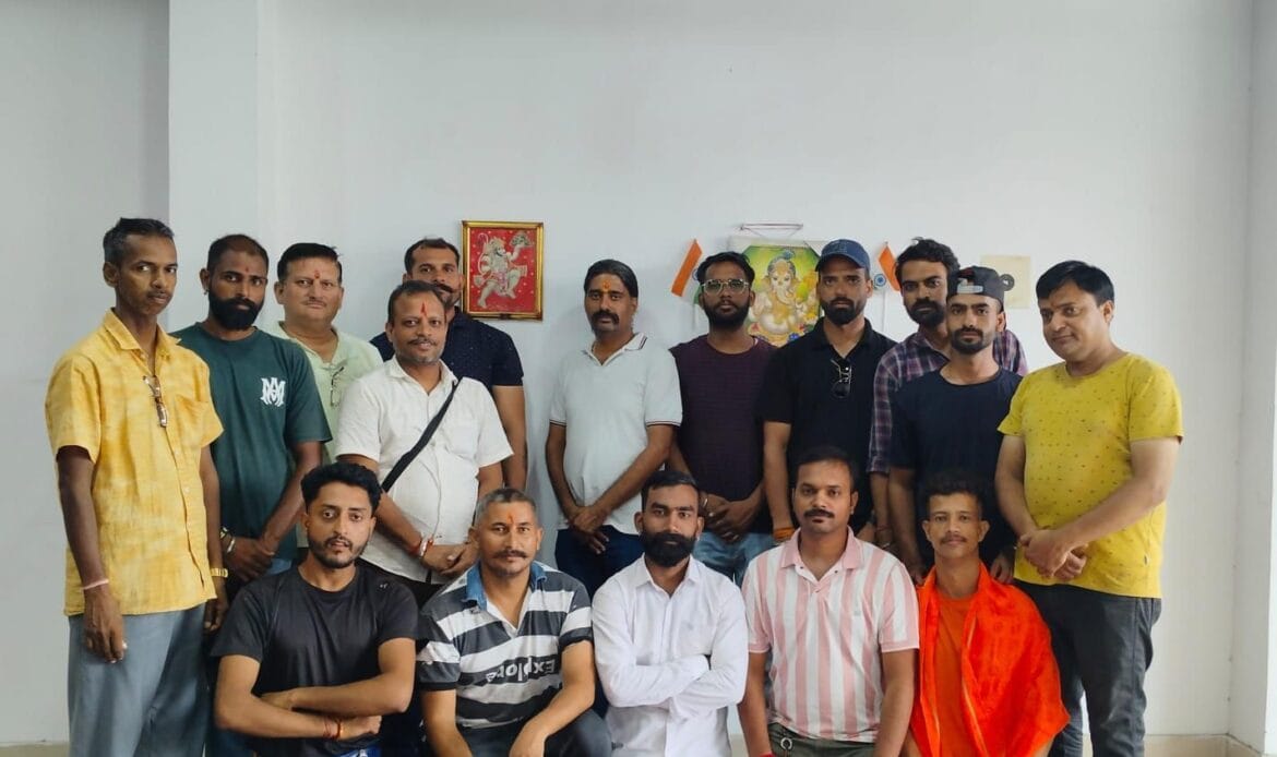 बांग्लादेश प्रकरण पर पछवादून क्षेत्र में सभी हिंदू संगठनों की बुलाई गई आपात बैठक-Newsnetra 4 img 20240810 wa00196098533940691442276