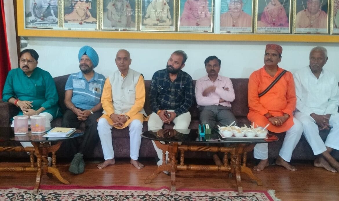 गणपति भक्तिगीत आओ पधारो गजानना का लोकार्पण-Newsnetra 4 img 20240810 wa00244375086510600185285