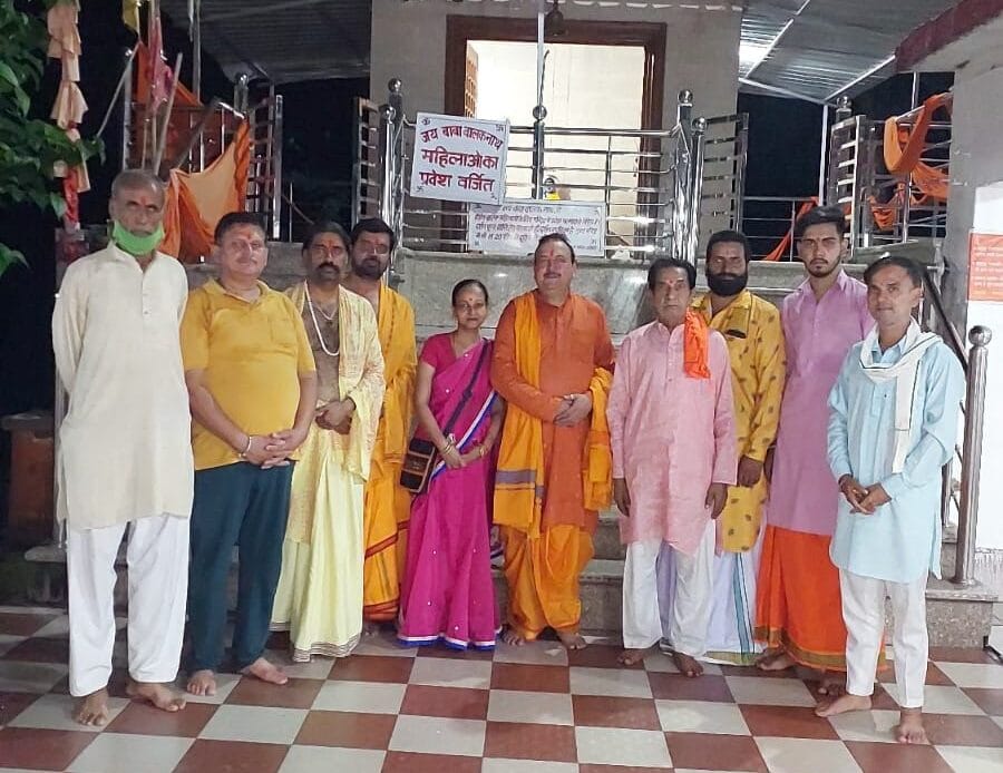 मंदिर श्री महादेव गौतमाश्रम गंगाभेवा बावड़ी में सावन के चौथे सोमवार पर रुद्राभिषेक का आयोजन-Newsnetra 6 img 20240813 wa00115789766765423294441