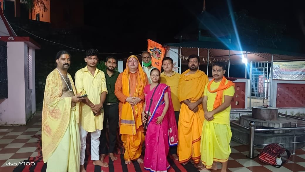 मंदिर श्री महादेव गौतमाश्रम गंगाभेवा बावड़ी में सावन के चौथे सोमवार पर रुद्राभिषेक का आयोजन-Newsnetra 7 img 20240813 wa00155697070786791952176
