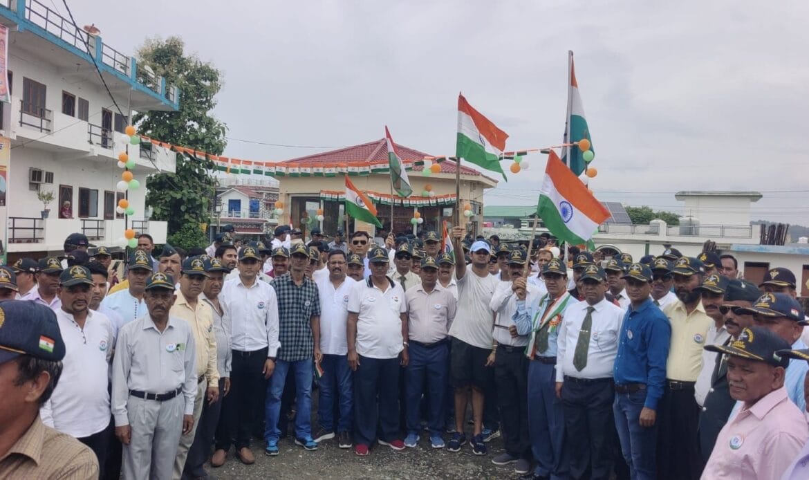 गौरव सैनानी एसोसिएशन उत्तराखंड ने धूमधाम से मनाया 78 वां स्वतंत्रता दिवस समारोह-Newsnetra 5 img 20240815 wa00255118440750453441456