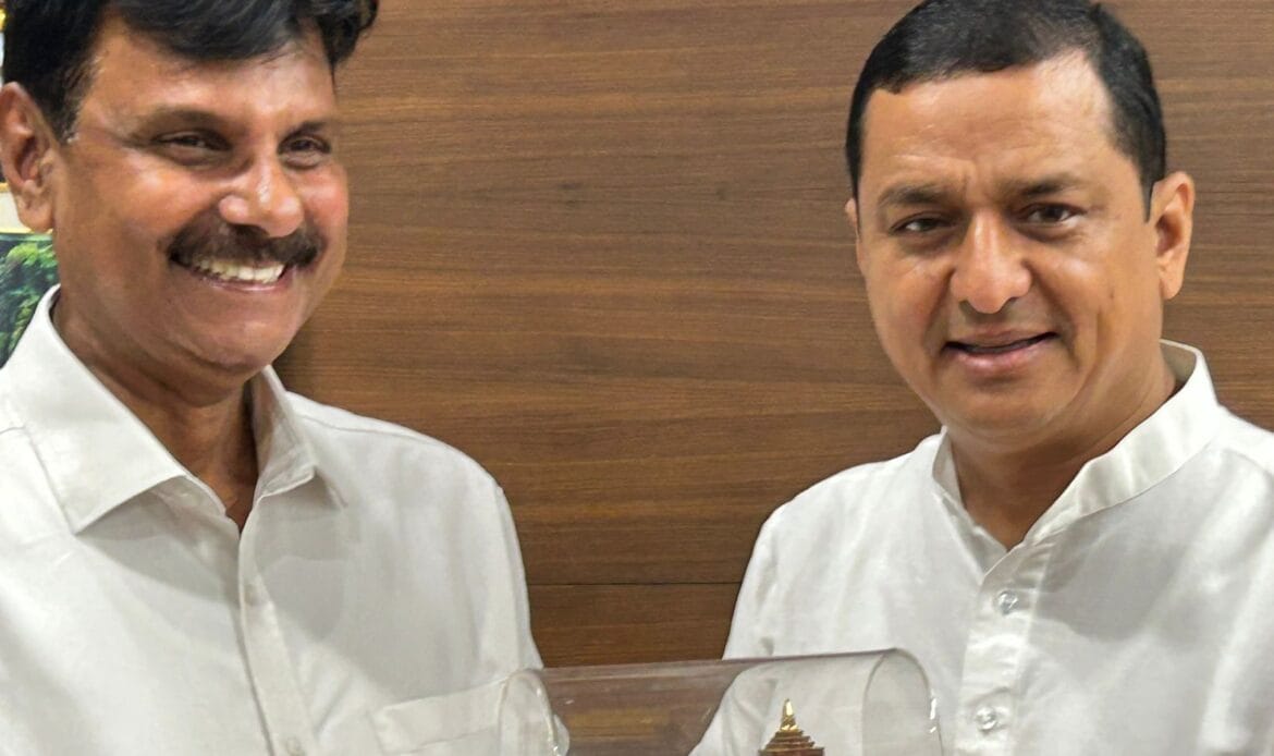 नवनिर्वाचित सांसद अनिल बलूनी का पर्वतीय लोकविकास समिति द्वारा अभिनंदन-Newsnetra 11 img 20240817 wa00127801768383510043249