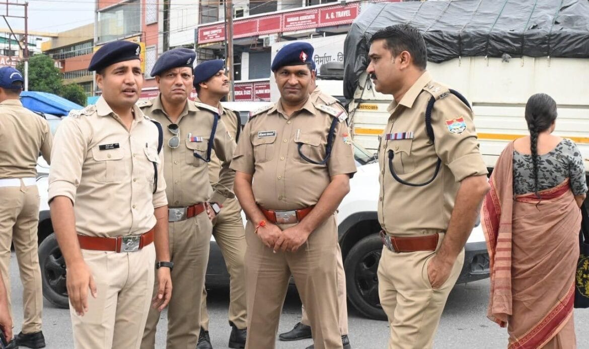 आईएसबीटी में नाबालिक बालिका के साथ हुई दुष्कर्म की घटना की विवेचना के लिए एसएसपी देहरादून द्वारा गठित की गई SIT-Newsnetra 4 img 20240820 wa00119201943016835830290