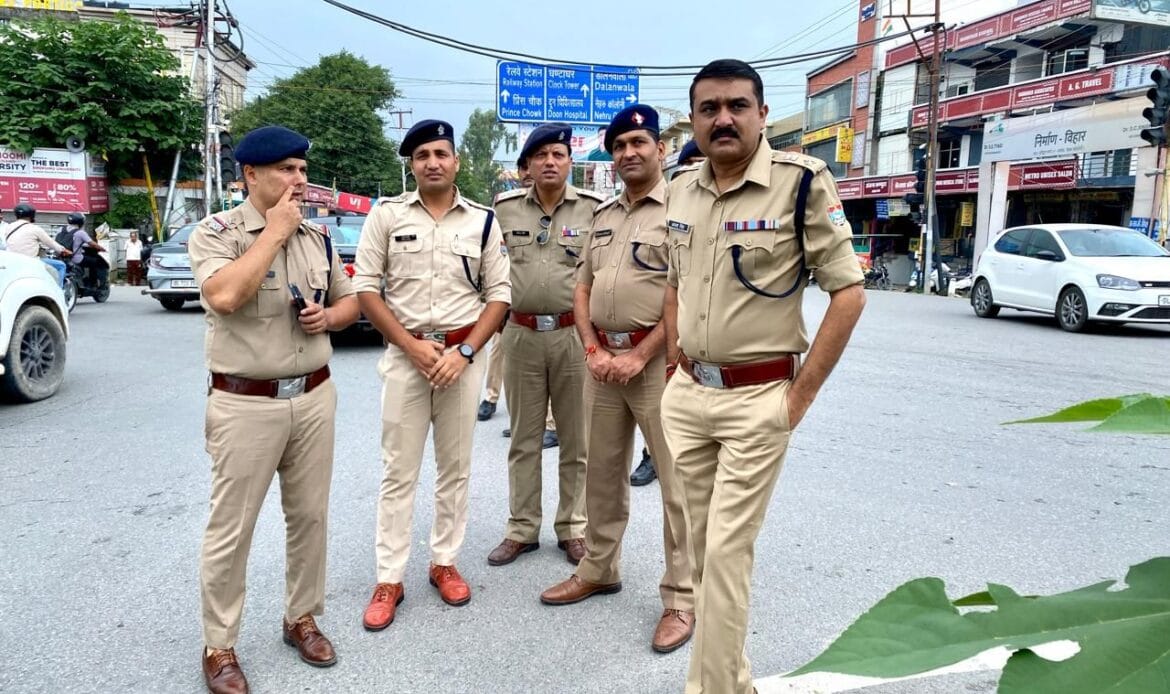 आईएसबीटी में नाबालिक बालिका के साथ हुई दुष्कर्म की घटना की विवेचना के लिए एसएसपी देहरादून द्वारा गठित की गई SIT-Newsnetra 8 img 20240820 wa00144206854941478273210