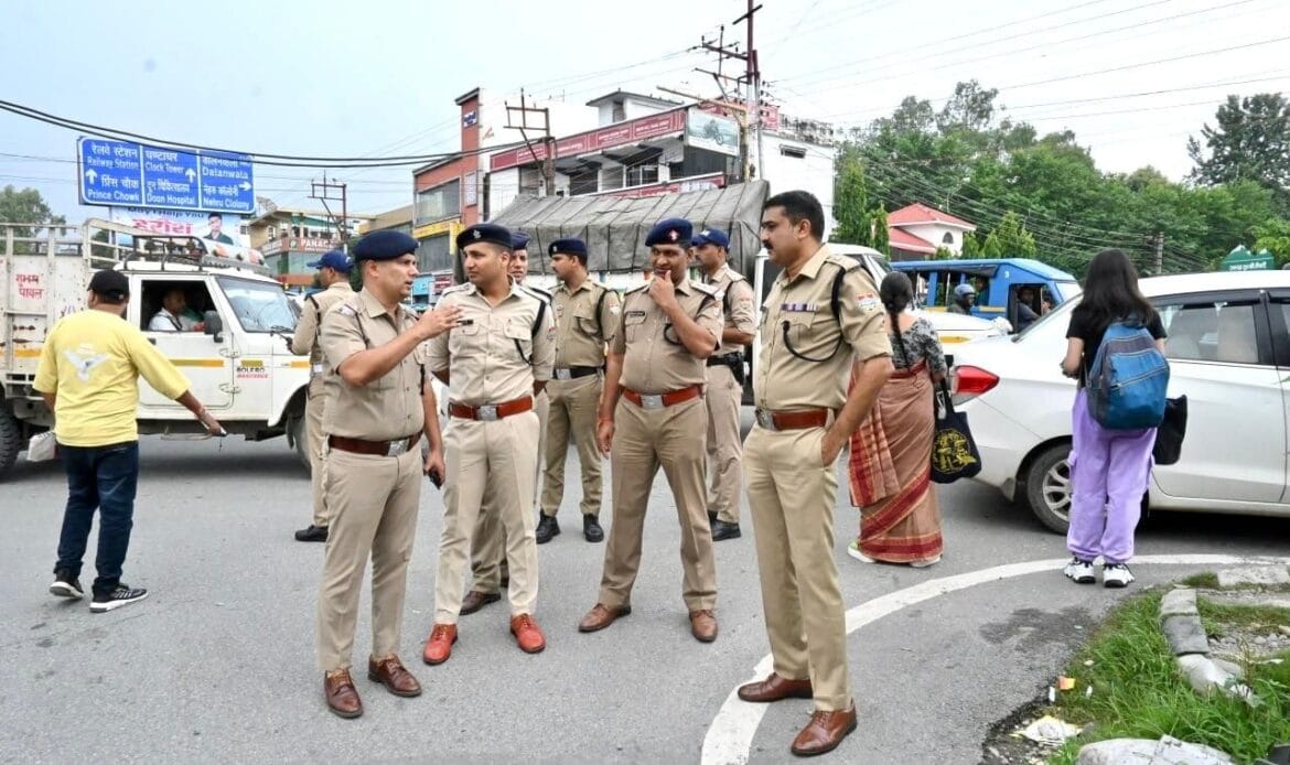 आईएसबीटी में नाबालिक बालिका के साथ हुई दुष्कर्म की घटना की विवेचना के लिए एसएसपी देहरादून द्वारा गठित की गई SIT-Newsnetra 5 img 20240820 wa00177763098557935816237