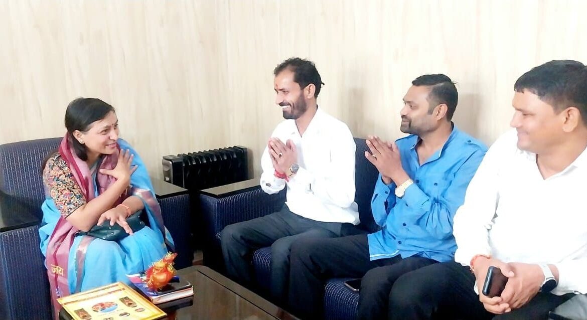 यूकेएससी IEI द इंस्टीट्यूशन ऑफ इंजीनियर्स आईएसबीटी में इंटरनेशनल कंक्रीट डे और रॉयल चैप्टर डे पर संगोष्ठी द्वारा मनाया गया-Newsnetra 7 img 20240909 wa0018944307374963344896
