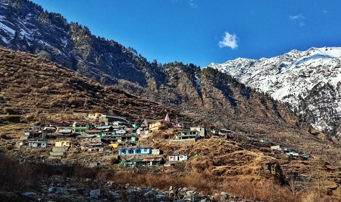 उत्तरकाशी के भटवाड़ी ब्लॉक के अंतर्गत झाला गांव में धन्यवाद प्रकृति’ अभियान, स्वच्छता के क्षेत्र में एक सराहनीय पहल-Newsnetra 4 img 20240929 wa00689141569110422949318