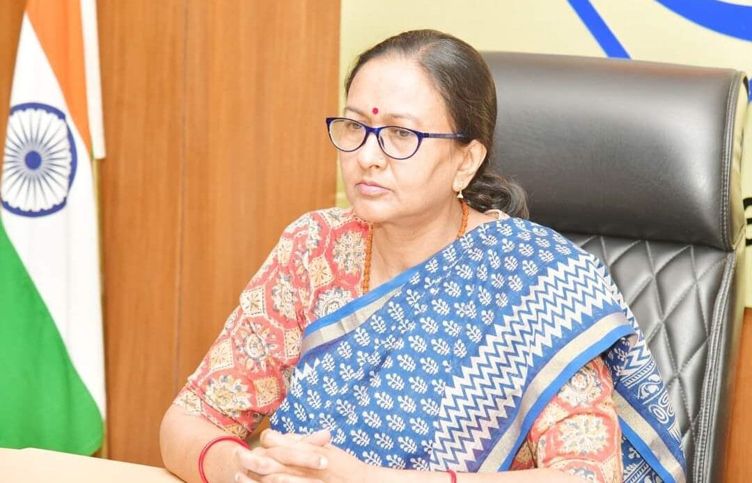 मुख्य सचिव राधा रतूड़ी की अध्यक्षता में आज उत्तराखण्ड स्वास्थ्य एवं परिवार कल्याण समिति की 12वीं गवर्निंग बॉडी की बैठक आयोजित की गई-Newsnetra 6 fb img 17296235876208993087877835749191