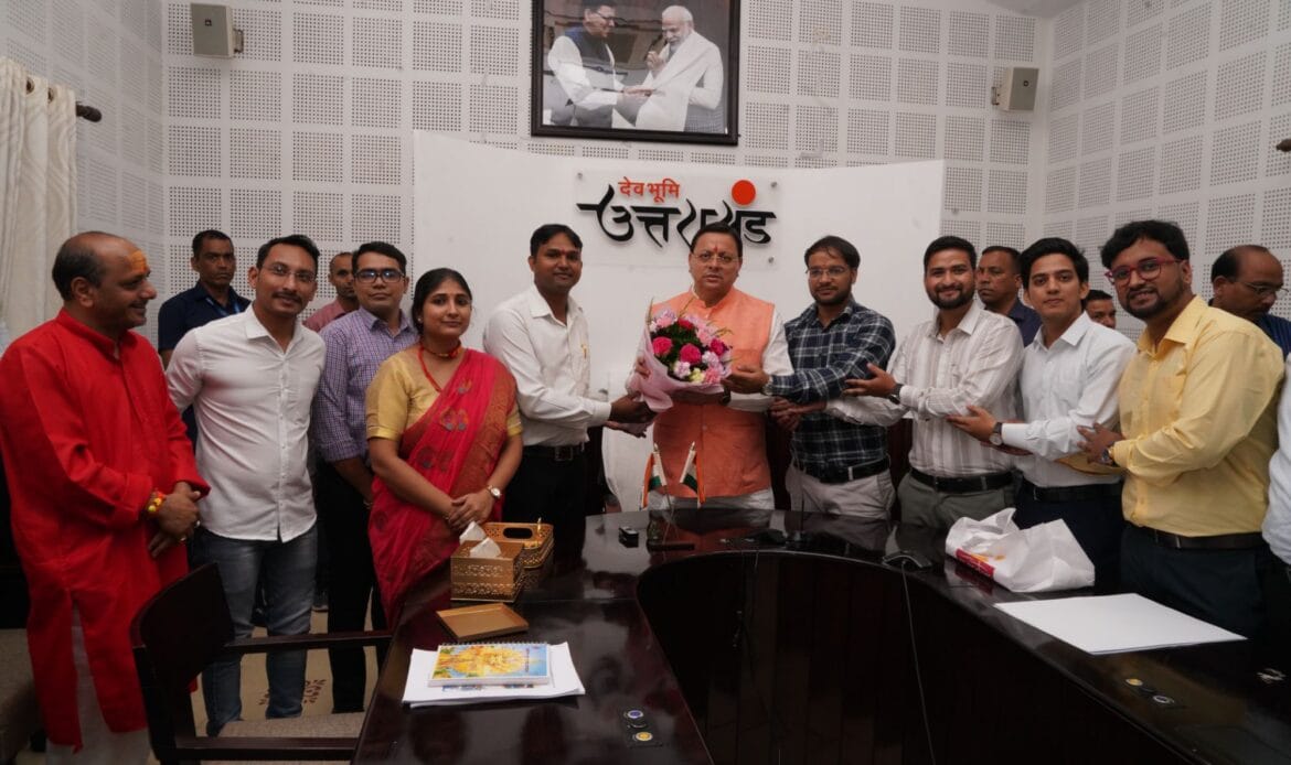 उत्तराखंड प्रांतीय सिविल सेवा- 2021 में चयनित अभ्यर्थियों ने किया मुख्यमंत्री का धन्यवाद ज्ञापित-Newsnetra 4 img 20241011 wa00193585319283139255680