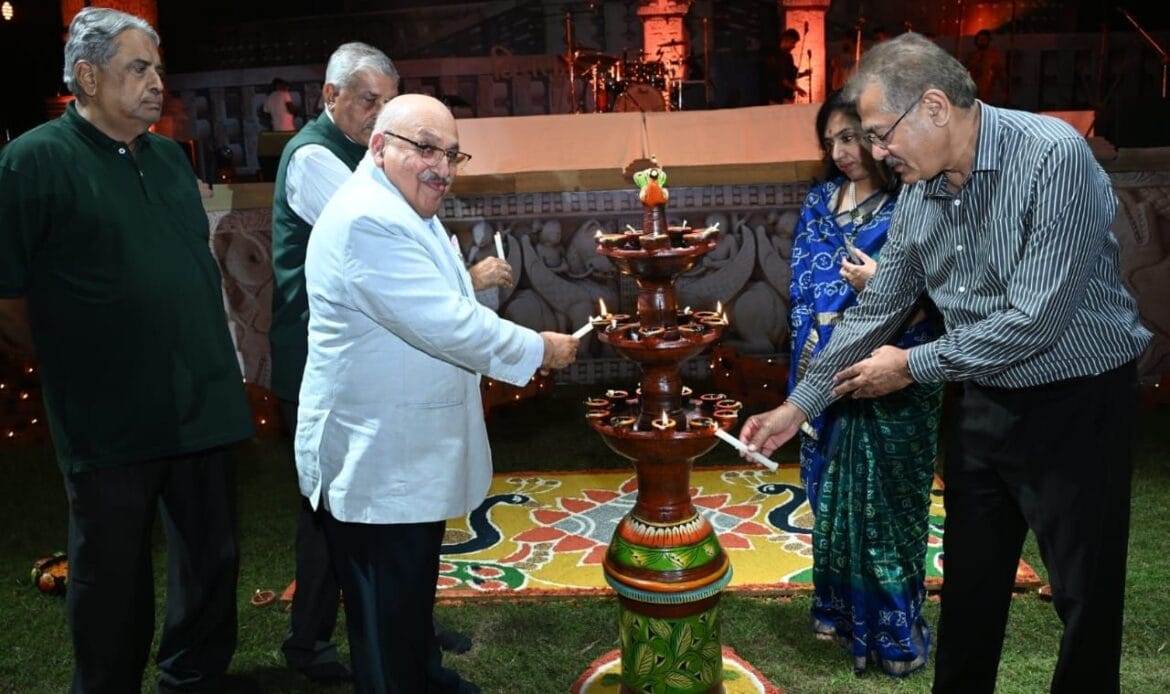 गोवा की सांस्कृतिक हस्तियां : संगबोरती दास का मग्न मुग्ध करने वाला शास्त्रीय संगीत और पं. राजेंद्र गंगानी के कथक नृत्य बने 'विरासत' के चश्मदीद गवाह-Newsnetra 6 img 20241016 wa00306453345464518817061