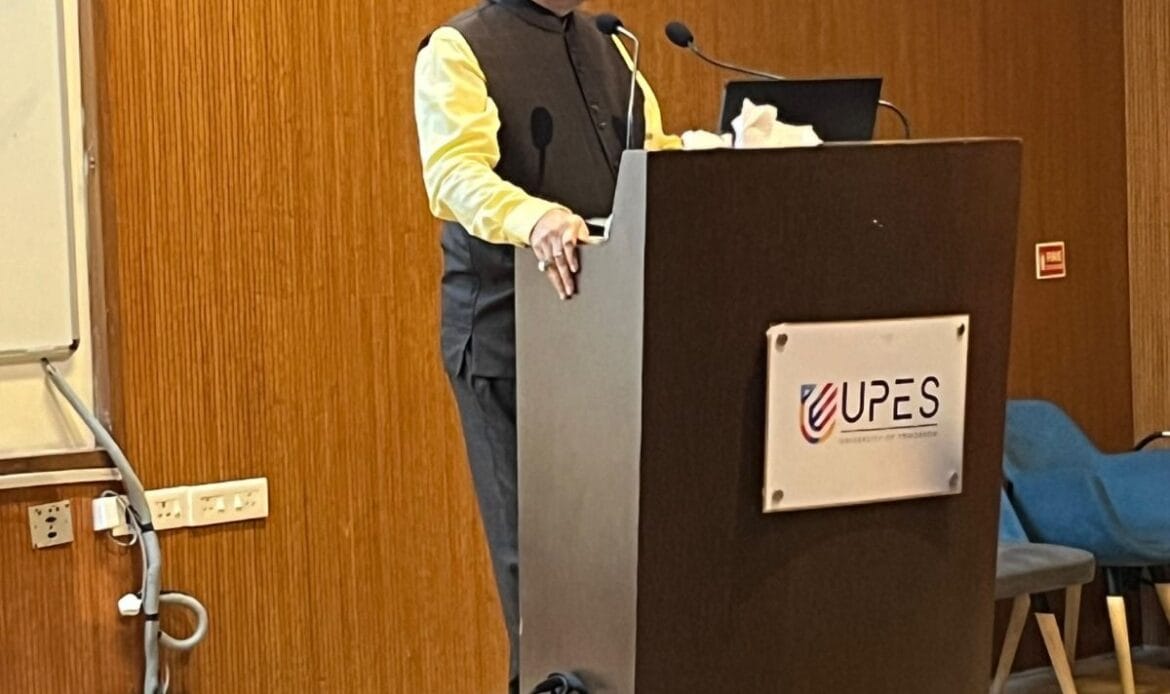 प्रतिभा सिंह बघेल की मन मोहिनी गजल, के.एल.पांडे का गीत और राग से रिश्ता और संस्कृति व प्रकृति बहनों के संगीत सुरों ने विरासत महफिल को किया रोशन-Newsnetra 6 img 20241023 wa000916421981150631425