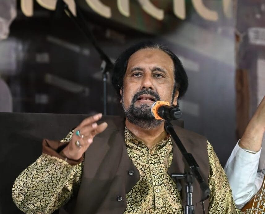 'विरासत' महोत्सव में गढ़वाली लोकगीतों ने छू लिया 'मन-हृदय-Newsnetra 27 img 20241024 wa00868842923527217523640