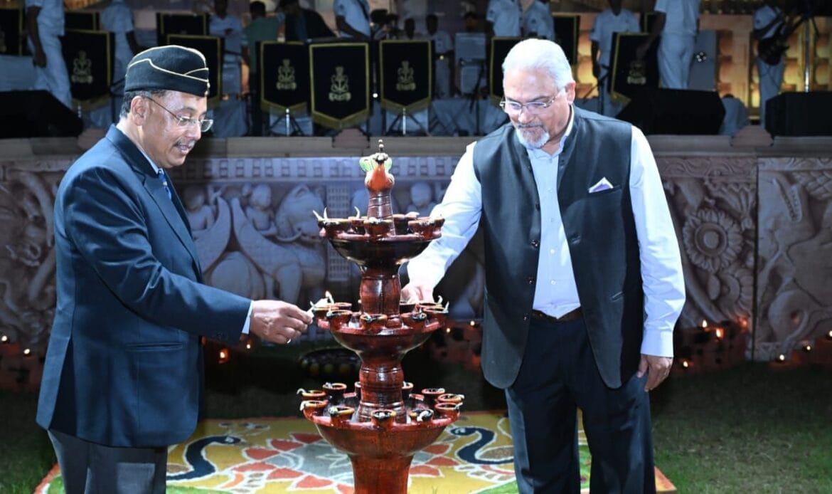 'विरासत' महोत्सव में गढ़वाली लोकगीतों ने छू लिया 'मन-हृदय-Newsnetra 4 img 20241024 wa00887006501780574873223