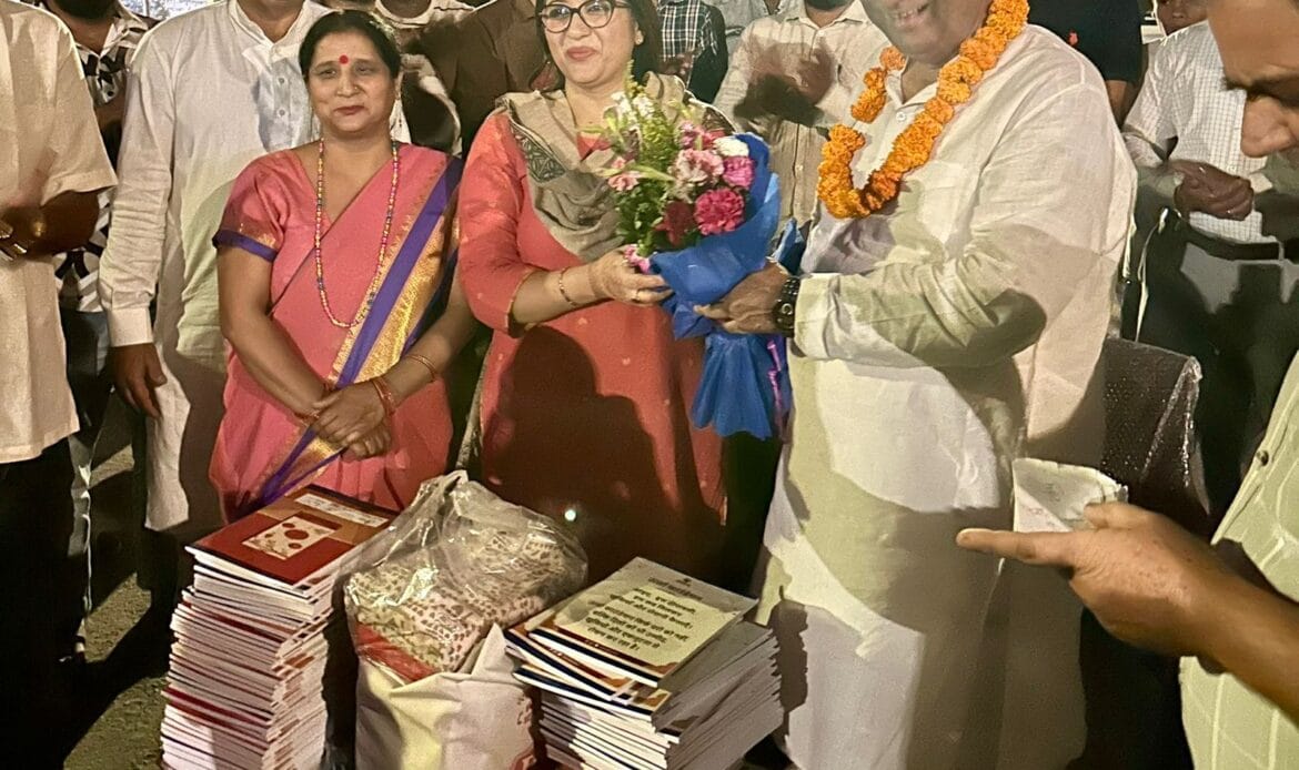 ऊर्जा फाउंडेशन ने दीपावली के उपलक्ष्य में 'दीप मिलन अभियान' का किया शुभारंभ-Newsnetra 16 img 20241025 wa00408996853196472252149