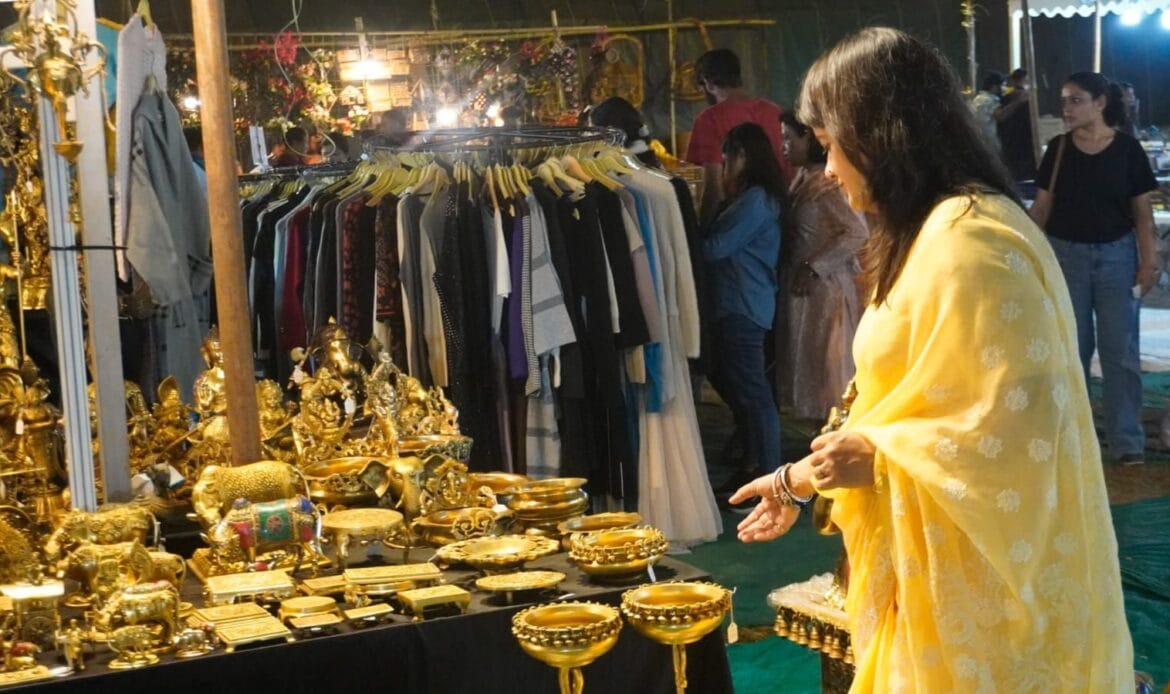 विरासत महोत्सव: केंद्रीय पर्यटन एवं संस्कृति मंत्री गजेंद्र सिंह शेखावत ने विरासत महोत्सव में किया सांस्कृतिक संध्या का शुभारंभ-Newsnetra 38 img 20241027 wa00416869708687581009253