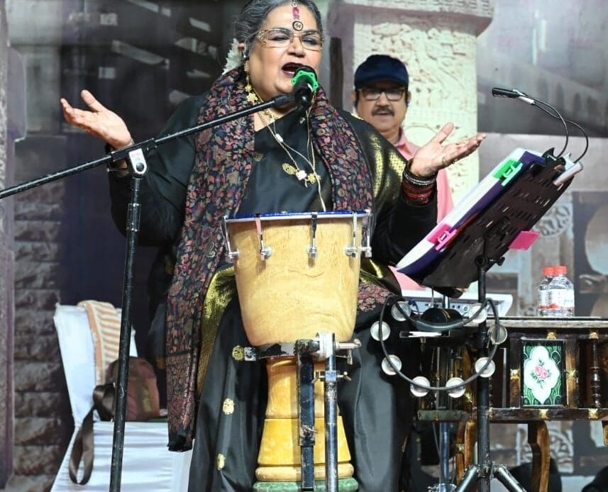 विरासत महोत्सव-2024 का उषा उत्थुप की प्रस्तुति और सांस्कृतिक आयोजन के साथ हुआ सफल समापन-Newsnetra 6 img 20241030 wa00008562655337990114369