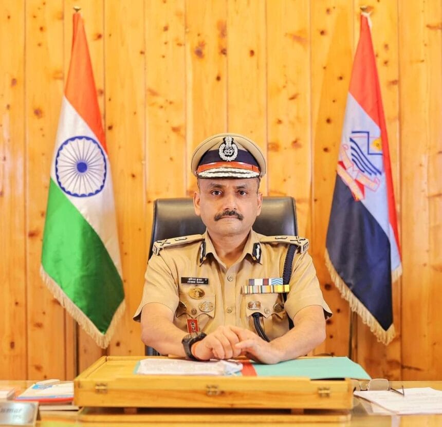 Uttarakhand News: सड़क दुर्घटनाओं पर नियंत्रण हेतु प्रभावी वैधानिक कार्यवाही के संबंध में पुलिस महानिदशक उत्तराखंड के कड़े निर्देश-Newsnetra 3 FB IMG 1731600334367