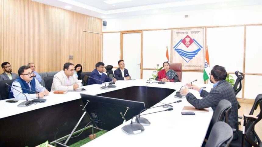 उत्तराखंड परिवहन: दिल्ली प्रतिबंध के बीच बस सेवाओं के विस्तार पर मुख्य सचिव की अहम बैठक-Newsnetra 3 FB IMG 1732030961615