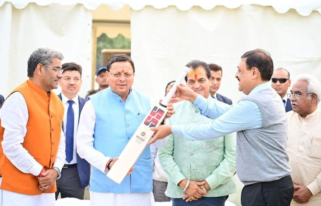 मुख्यमंत्री धामी ने पन्ना लाल भल्ला क्रिकेट स्टेडियम में आयोजित कार्यक्रम में ₹1378 लाख की 3 योजनाओं का लोकार्पण किया-Newsnetra 6 fb img 17313392317184240982025601637432