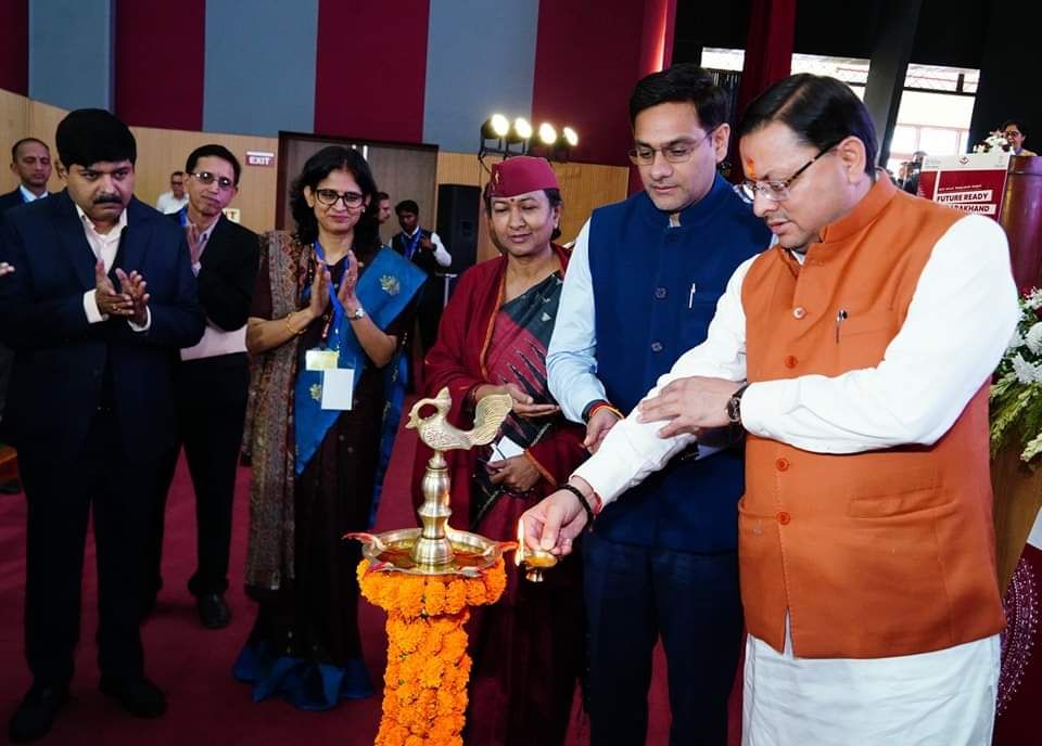 मुख्यमंत्री धामी ने आज दून विश्वविद्यालय में कौशल विकास एवं रोजगार कॉन्क्लेव में प्रतिभाग किया-Newsnetra 4 fb img 17320311618965633373995023007309