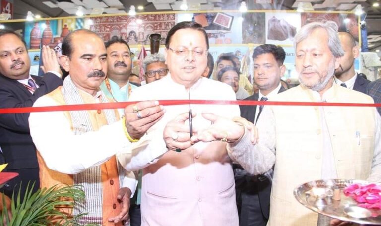 उत्तराखण्ड की समृद्ध संस्कृति और उत्पादों का प्रदर्शन, मुख्यमंत्री ने किया प्रवासियों से विकास का आह्वान-Newsnetra 9 fb img 17324642550156761894251613859992