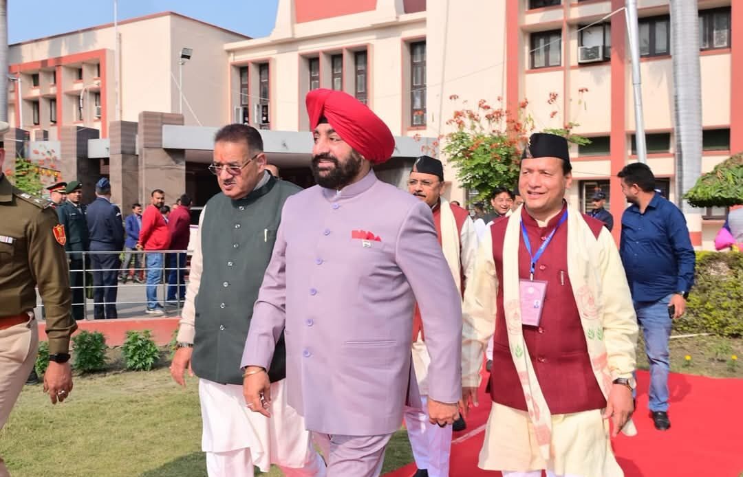 गोविंद बल्लभ पंत कृषि एवं प्रौद्योगिक विश्वविद्यालय, पंतनगर के 36वें दीक्षांत समारोह में प्रतिभाग कर विद्यार्थियों को मेडल और उपाधियां प्रदान की-Newsnetra 6 fb img 17327236403058531270227598736952
