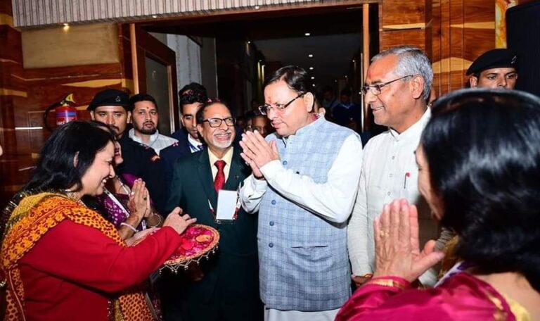 मुख्यमंत्री धामी ने आज हल्द्वानी में इण्डियन मेडिकल एसो० द्वारा आयोजित 'उत्तराकॉन-2024' कार्यक्रम में प्रतिभाग किया-Newsnetra 4 fb img 17329863702145675670911842280949