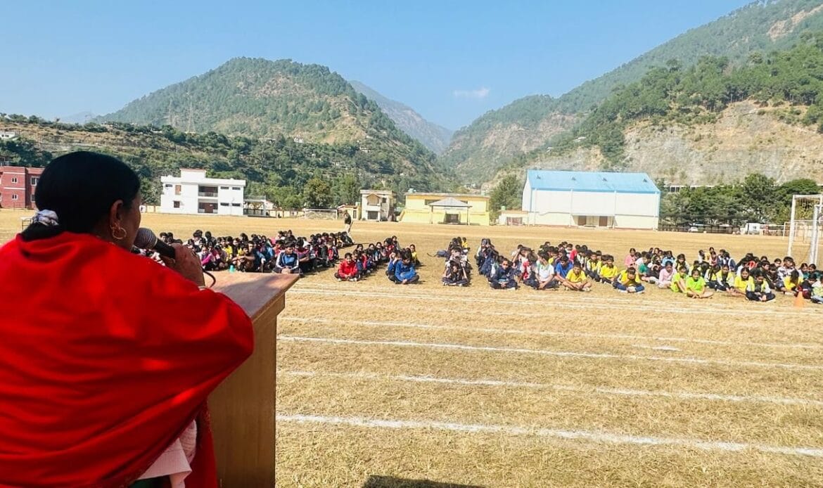 उत्तरकाशी खेल महाकुंभ का ब्लोक प्रमुख भट्टवाडी विनीता रावत ने किया शुभारंभ-Newsnetra 4 img 20241112 wa00097290751764267065531