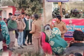 ड्रग्स फ्री देवभूमि मिशन 2025: हरिद्वार पुलिस ने चौपाल कार्यक्रम के जरिए आमजन को किया जागरूक-Newsnetra 16 FB IMG 1733928713203