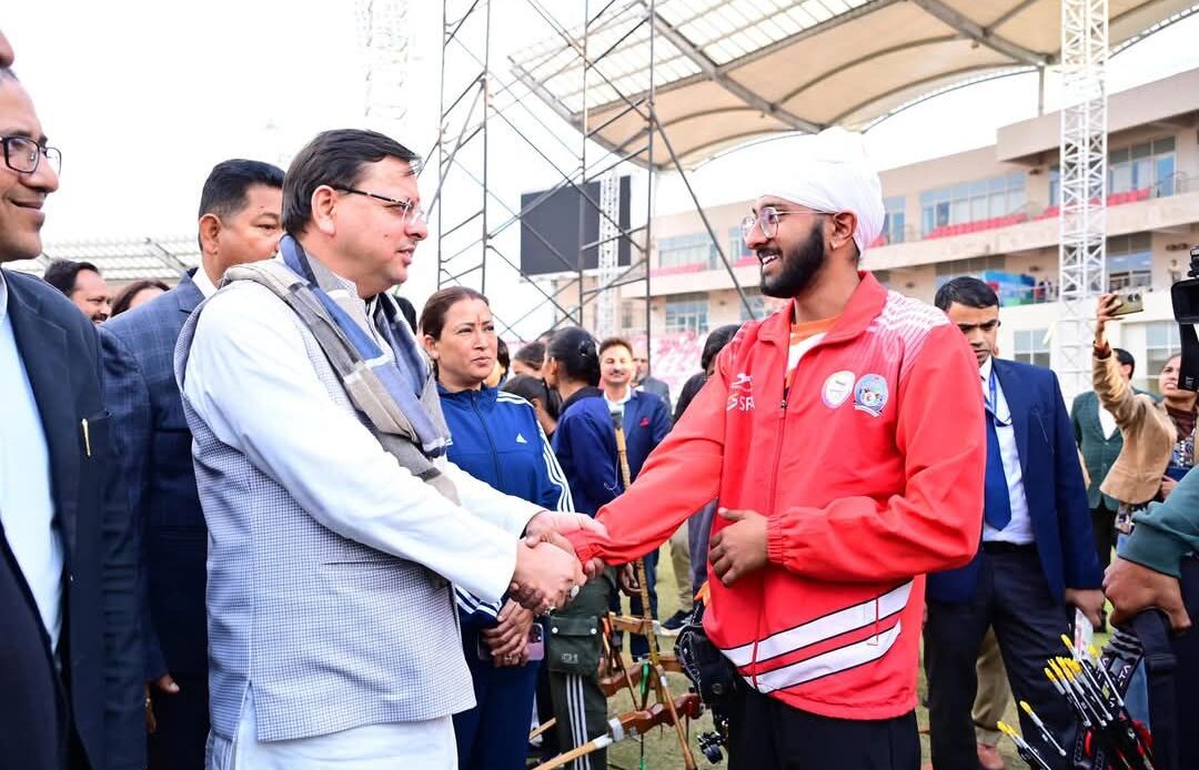 मुख्यमंत्री धामी ने राजीव गांधी अन्तरराष्ट्रीय स्टेडियम, देहरादून में राष्ट्रीय खेलों की तैयारियों की समीक्षा की-Newsnetra 7 fb img 17337640731077692628329215972793