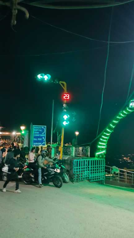 सविन बंसल की पहल से मसूरी बनेगा स्मार्ट टूरिज्म हब: सटल सेवा, पार्किंग और ट्रैफिक व्यवस्था का विस्तार-Newsnetra 5 IMG 20250114 WA0079