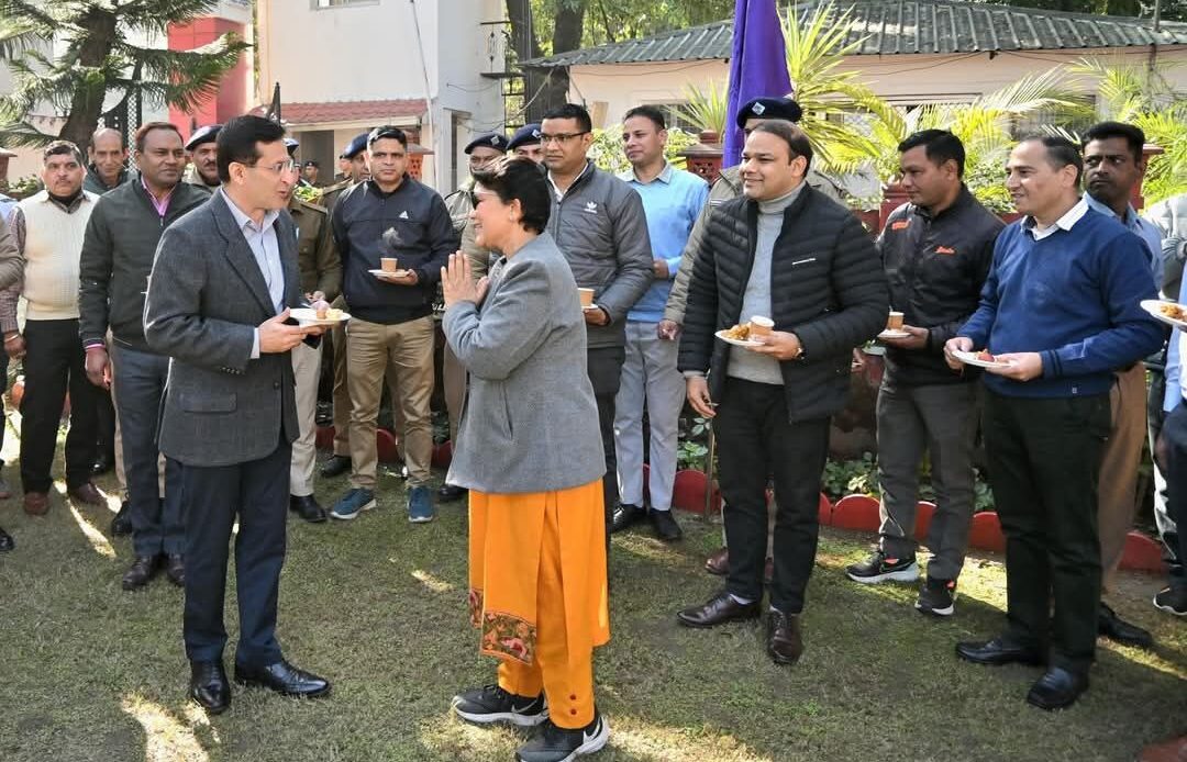 रजत जयंती वर्ष में उत्तराखंड पुलिस: नववर्ष संकल्प और नई ऊंचाइयों की ओर-Newsnetra <br> 4 fb img 17358343923485042622652385066263