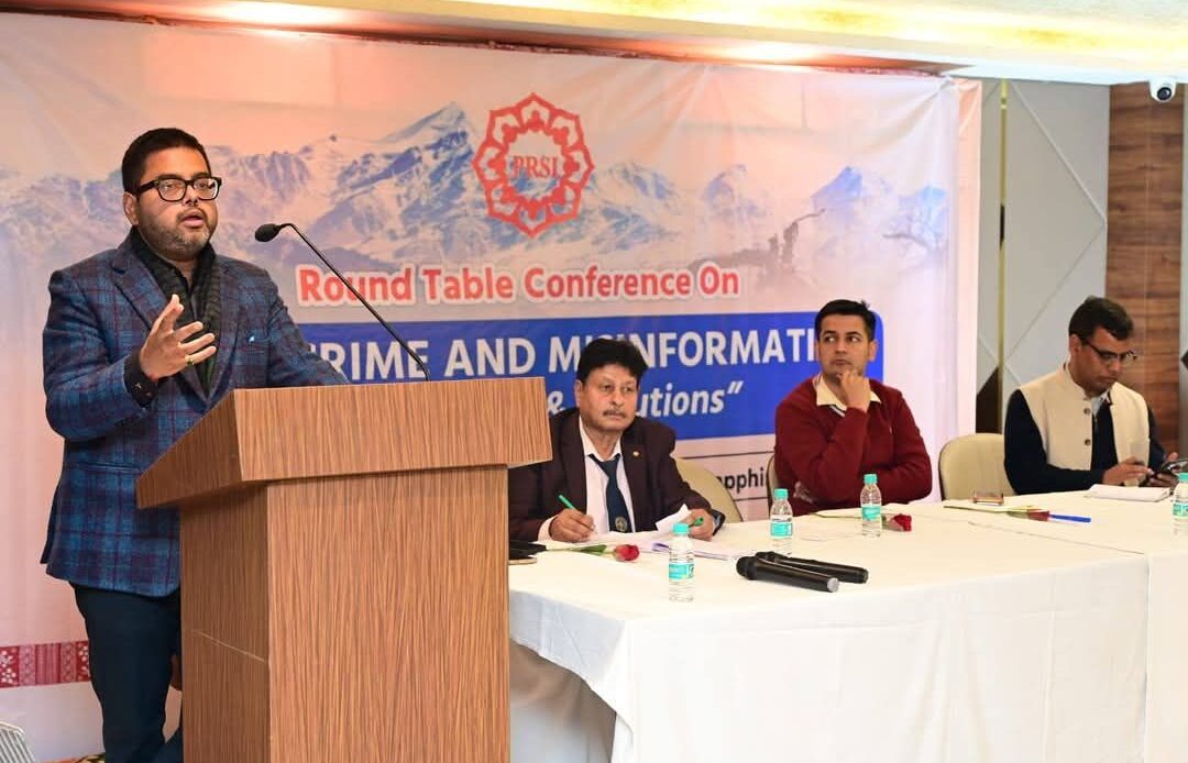 उत्तराखंड में साइबर अपराध की चुनौतियों से निपटने के लिए जनजागरूकता: PRSI देहरादून का सराहनीय प्रयास-Newsnetra 5 fb img 17360958015918461407596430491240