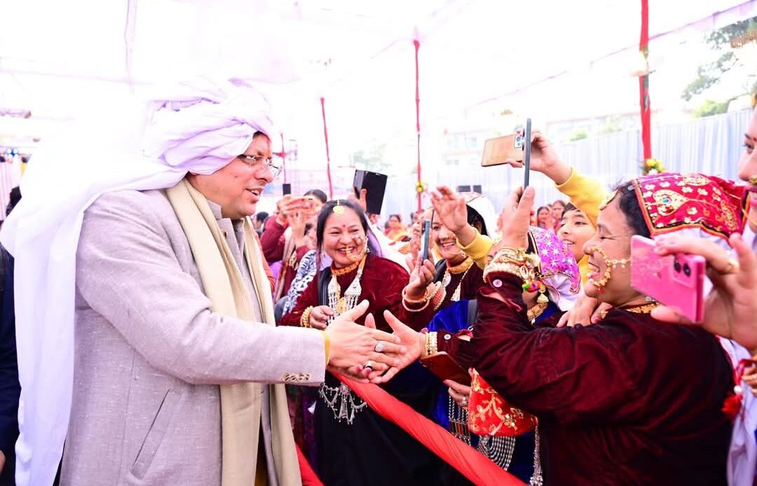 मुख्यमंत्री धामी ने पुलिस लाइन, बरेली में 29वें उत्तरायणी मेले का शुभारंभ किया-Newsnetra 4 fb img 17364389702374358097170387139701
