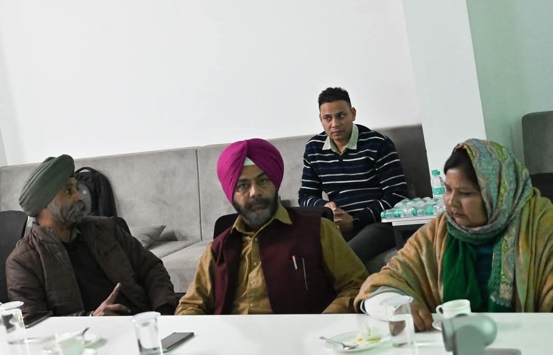 उत्तराखण्ड पुलिस मुख्यालय में समान नागरिक संहिता पर कार्यशाला आयोजित, विधिक पहलुओं पर विस्तृत चर्चा-Newsnetra<br> 5 fb img 17375579440423270444821101602837