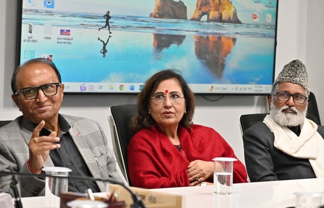 उत्तराखण्ड पुलिस मुख्यालय में समान नागरिक संहिता पर कार्यशाला आयोजित, विधिक पहलुओं पर विस्तृत चर्चा-Newsnetra<br> 6 fb img 17375579463082333941667122584489