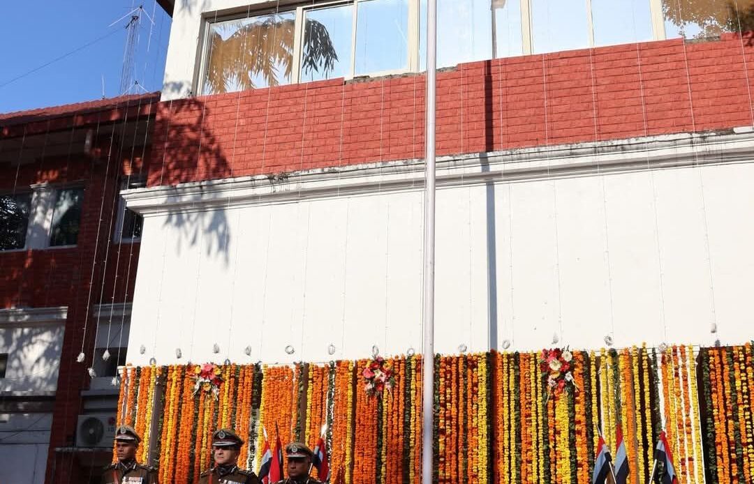 उत्तराखण्ड पुलिस ने मनाया 76वां गणतंत्र दिवस, उत्कृष्ट सेवा पदकों से सम्मानित हुए अधिकारी-Newsnetra 4 fb img 17379108039688145260399368813659