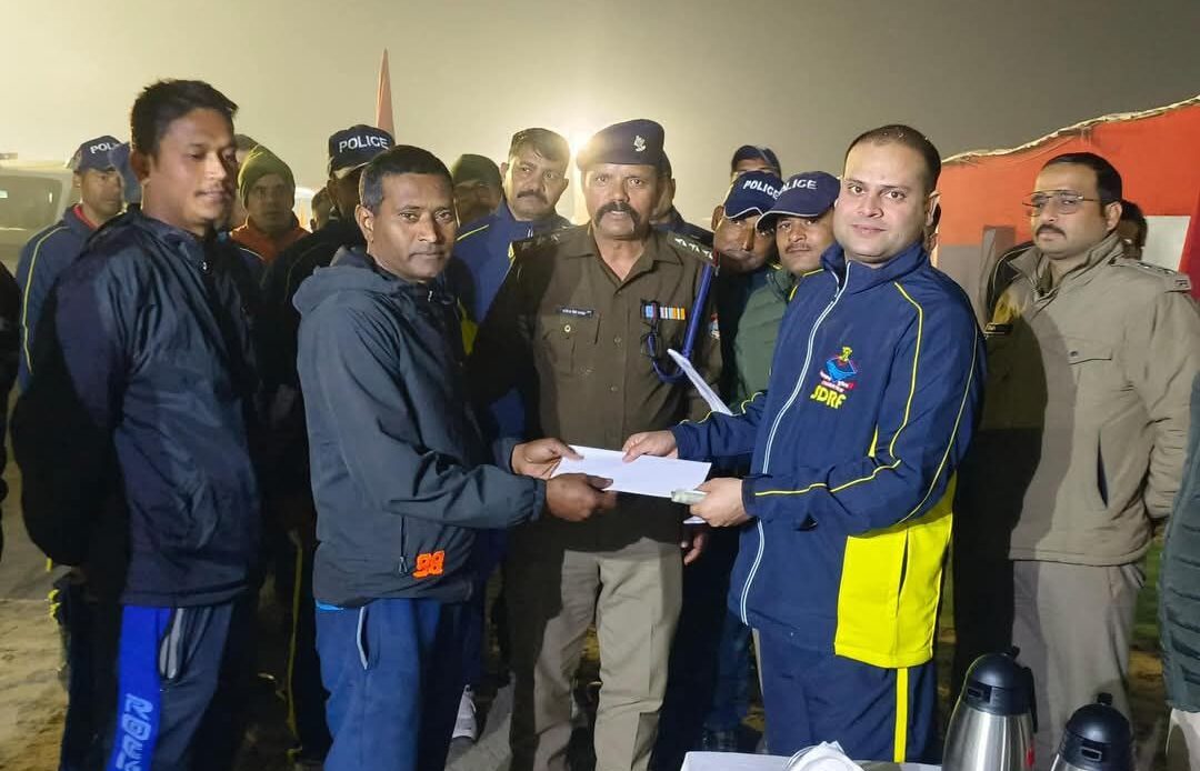 fb img 17383380644044268438343210417562