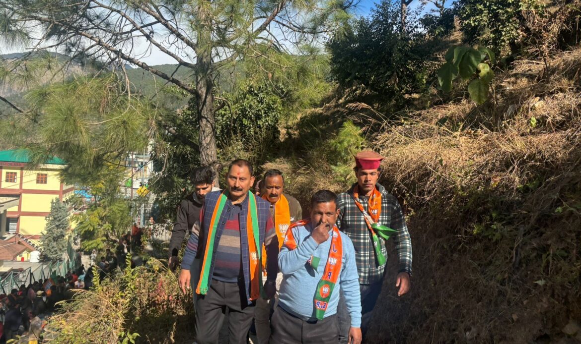 त्रिकोणीय मुकाबले में बड़ाहट नगरपालिका : किसे मिलेगा जनता का आशीर्वाद ? -Newsnetra 10 img 20250104 wa00221027154985372853037